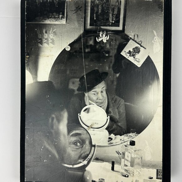 Performance: Richard Avedon Photography by Mitsuko Lahr, John Gregory - Picture 2 of 9